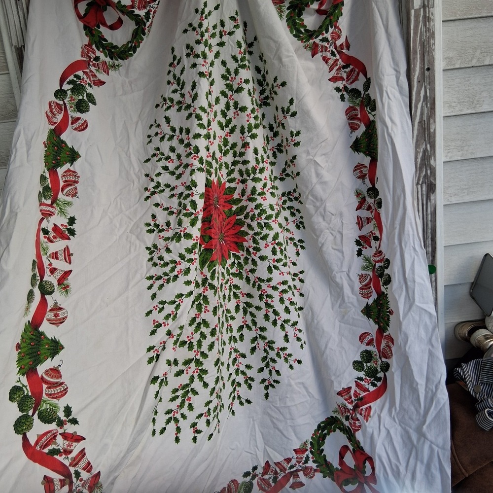 Vintage MCM Christmas Tablecloth 60x48 Holly Bells Wreath Motif GVC